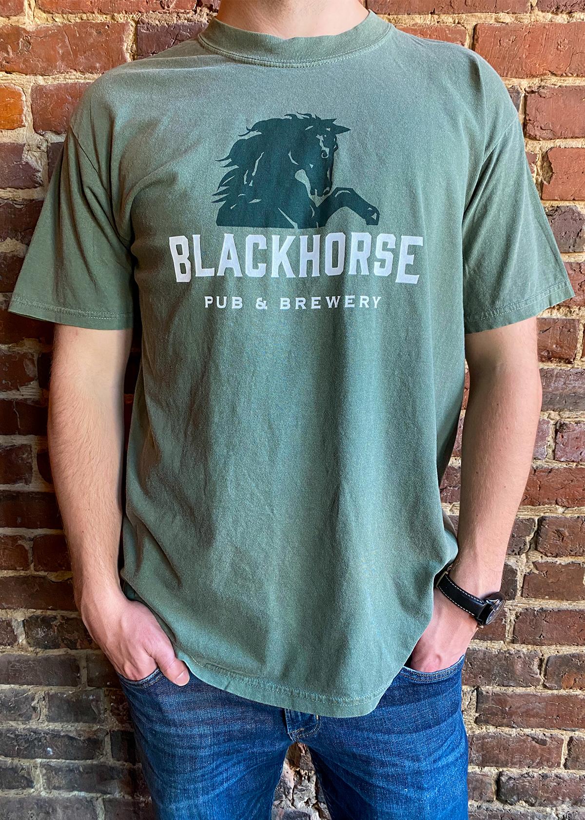 Blackhorse_Logo_T_Shirt_Moss_Men_2022